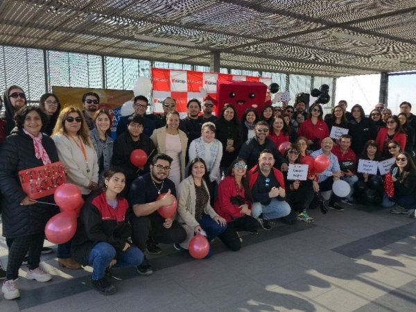 COLABORADORES Y DOCENTES PARTICIPAN EN CONCURSO DE CONOCIMIENTOS