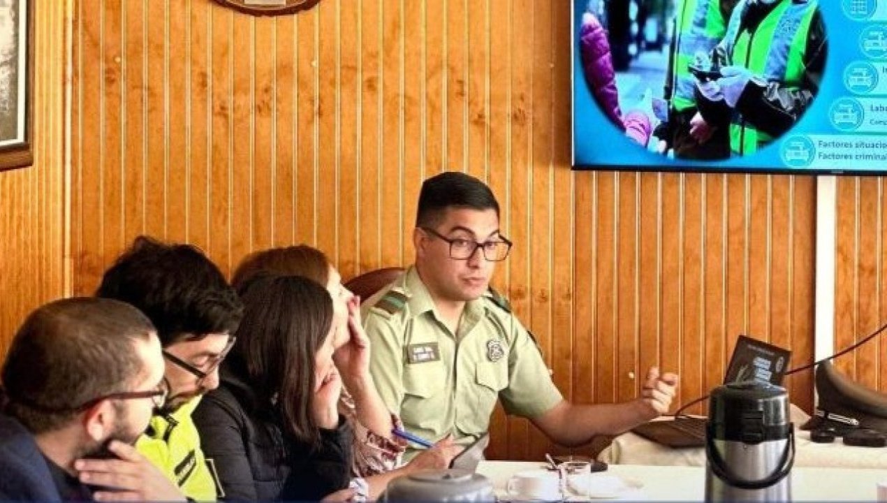 /reunion-de-seguridad-en-prefectura-de-carabineros-de-arauco