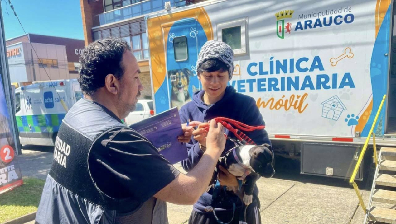 /arauco-celebro-el-dia-de-los-animales-con-jornada-de-tenencia-responsable