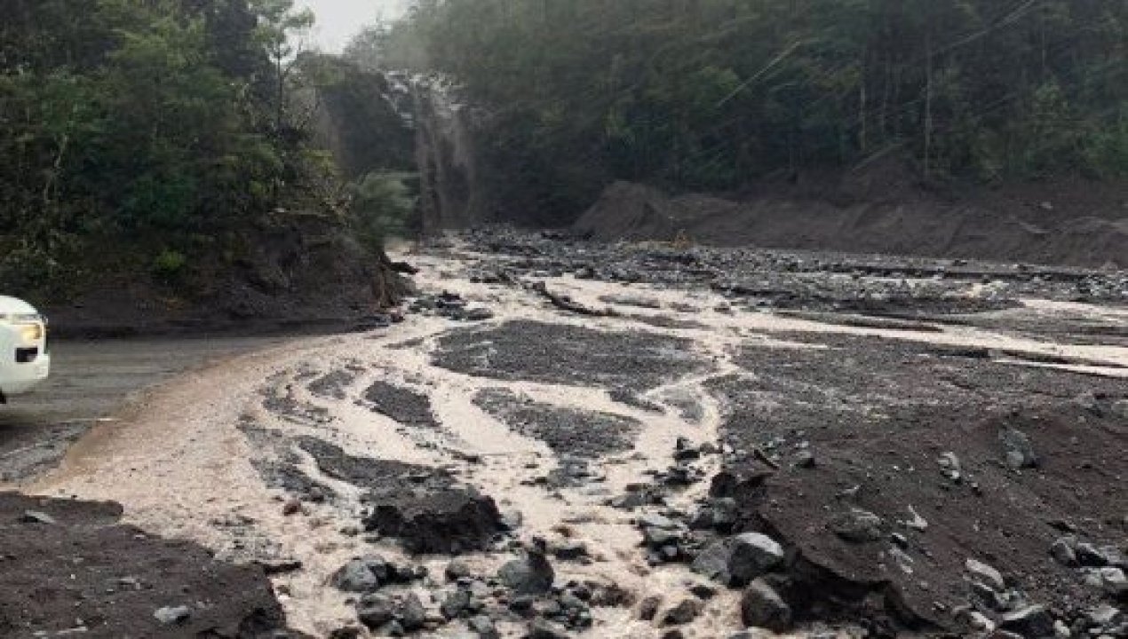 /sistema-frontal-los-lagos-socavones-desbordes-cortes-energia