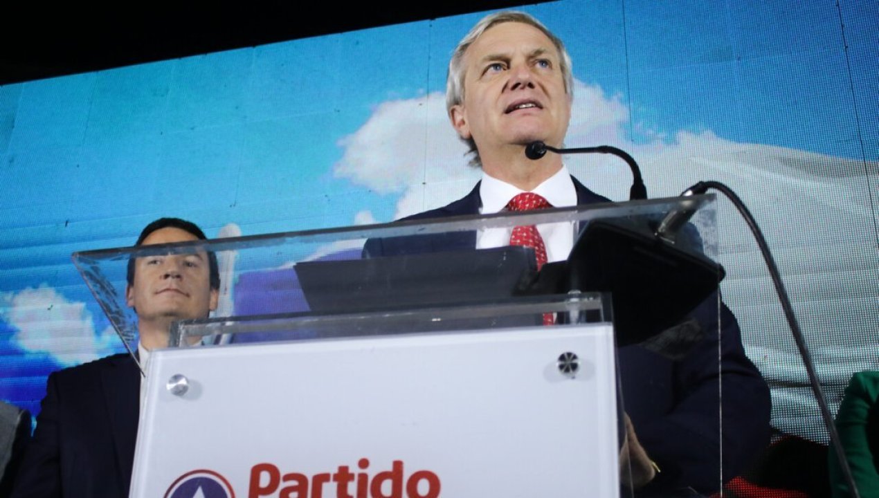 /actualidad/politica/encuesta-cep-partido-republicano-es-la-colectividad-con-la-que-mas-se