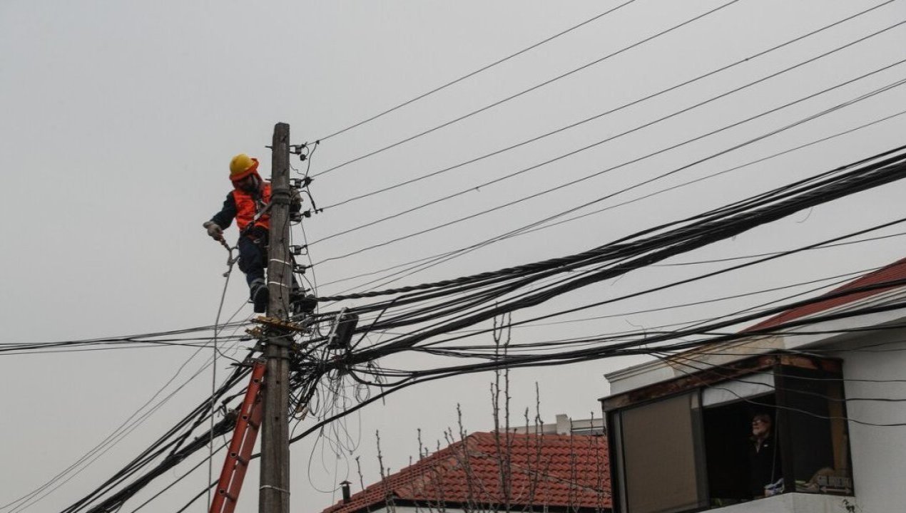 /actualidad/politica/camara-baja/camara-baja-aprueba-proyecto-que-faculta-a-los-municipios-a-retirar-cables