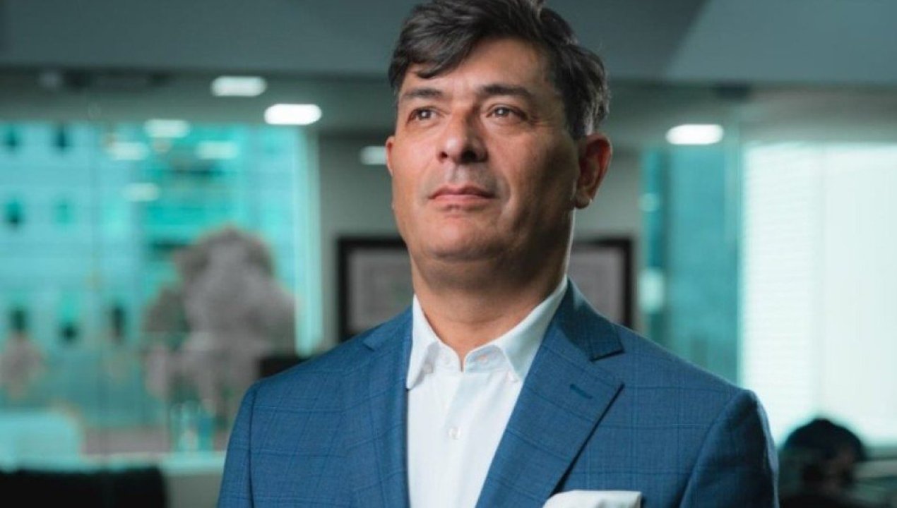 /actualidad/politica/elecciones/parisi-anticipa-sorpresivo-resultado-y-proyecta-superar-el-22-antes-de