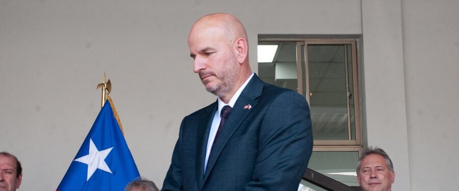 EE.UU. justifica sanciones y afirma que Chile ignoró advertencias por cable con China