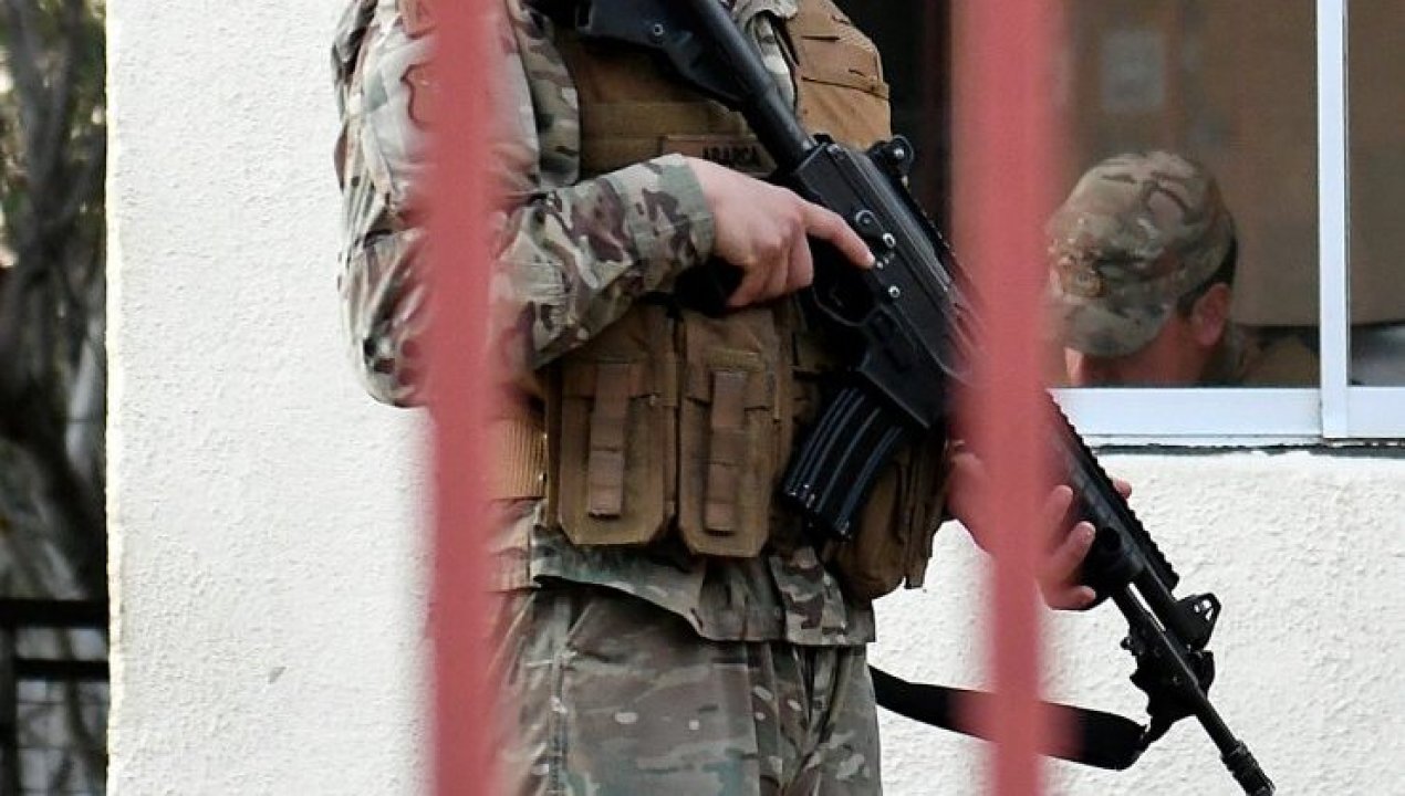 /regionales/region-de-magallanes/ejercito-confirma-muerte-de-suboficial-en-regimiento-de-punta-arenas