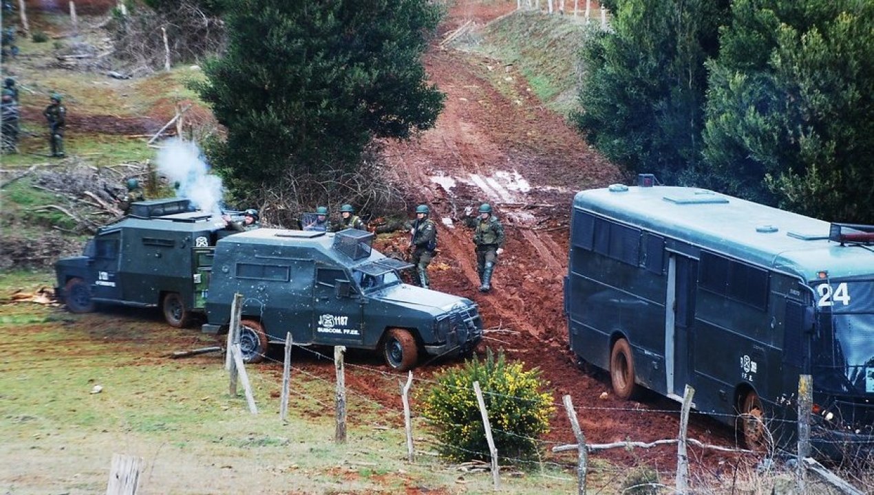 /regionales/region-de-la-araucania/masivo-operativo-policial-en-temucuicui-dejo-a-cinco-detenidos-y-droga